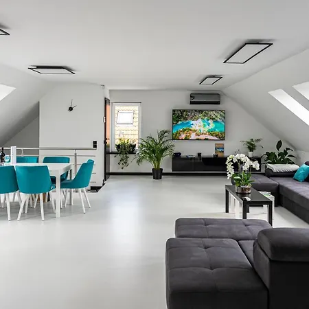 Aracsi 1610 Apartment